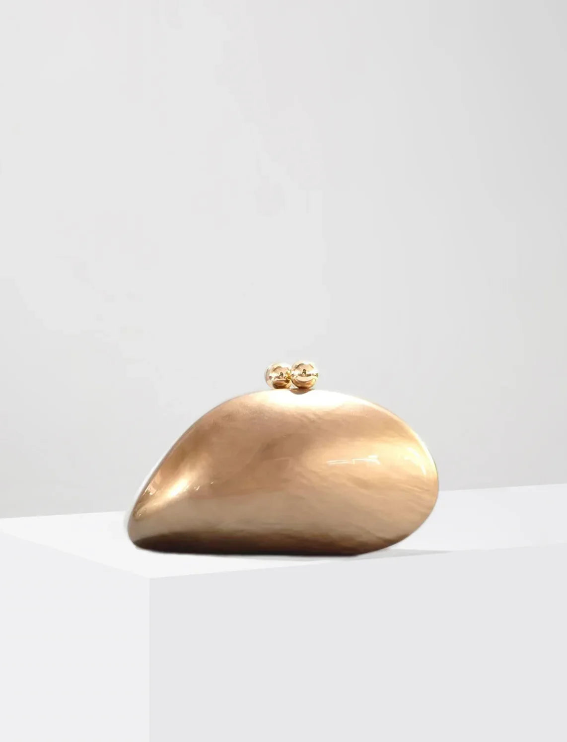 Acrylic Clutch Bag Pearlised Shell Ariel