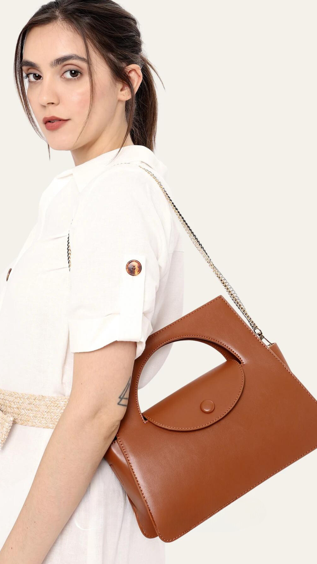 Medium Crossbody Bag Cecília