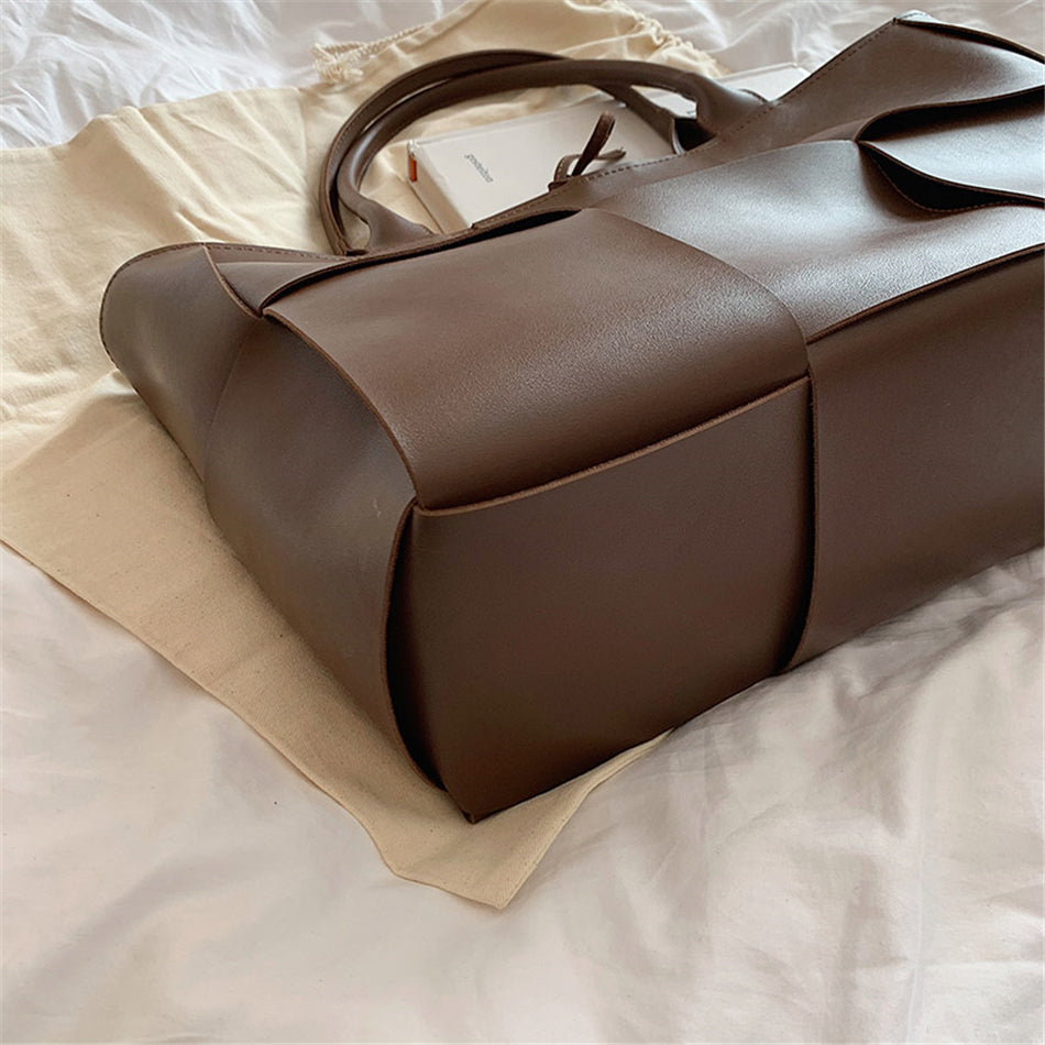 Medium Shoulder Bag Naomi