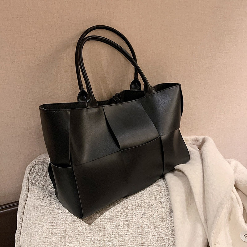 Medium Shoulder Bag Naomi