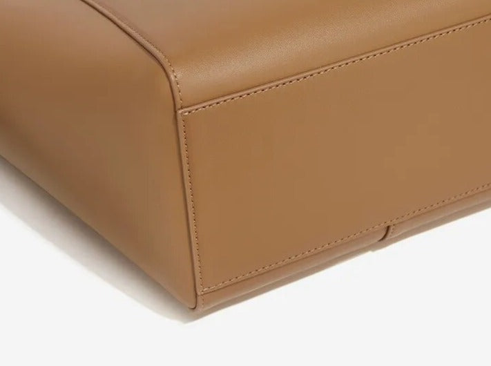 Ale Genuine Leather Bag L