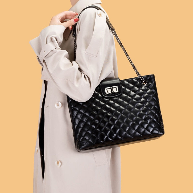 Soraia Quilted Genuine Leather Bag