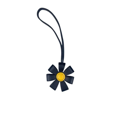 Daisy Charm Colour
