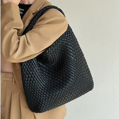 Medium Woven Cora Bag